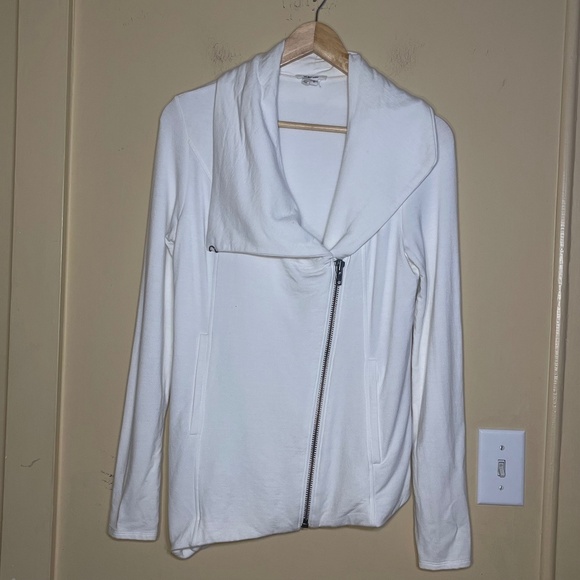 Isabel Marant Sweaters - Isabel Marant White Sweater with Asymmetrical Zipper
